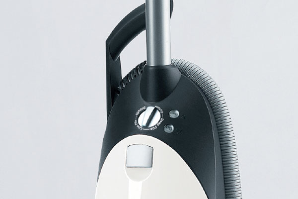 Miele S 7260 Cat & Dog Upright Vacuum Cleaner Controls via rotary dial