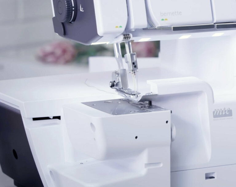 Bernette 64 Airlock Serger - Image 5